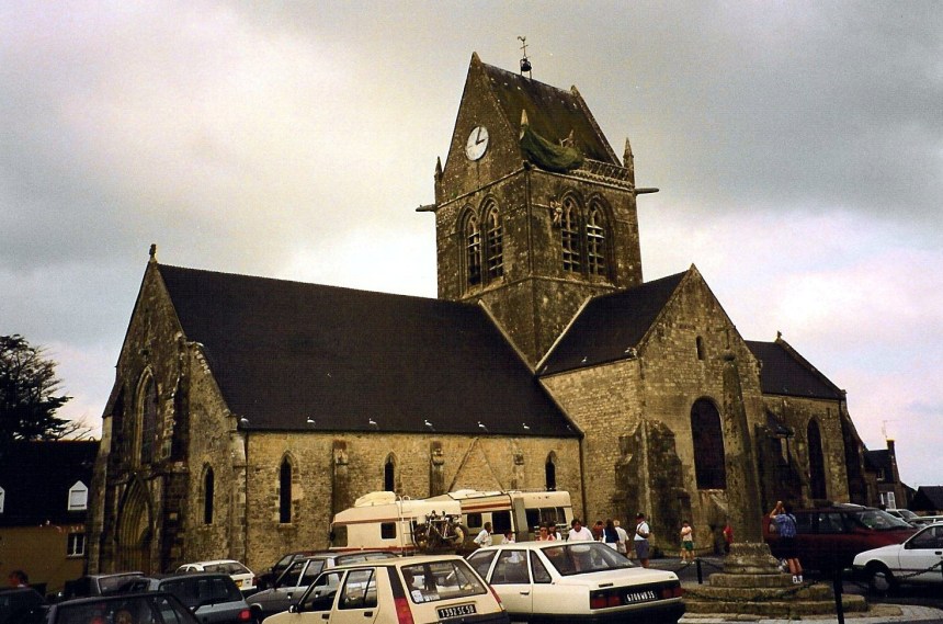 09_StMereEglise0002_.jpg