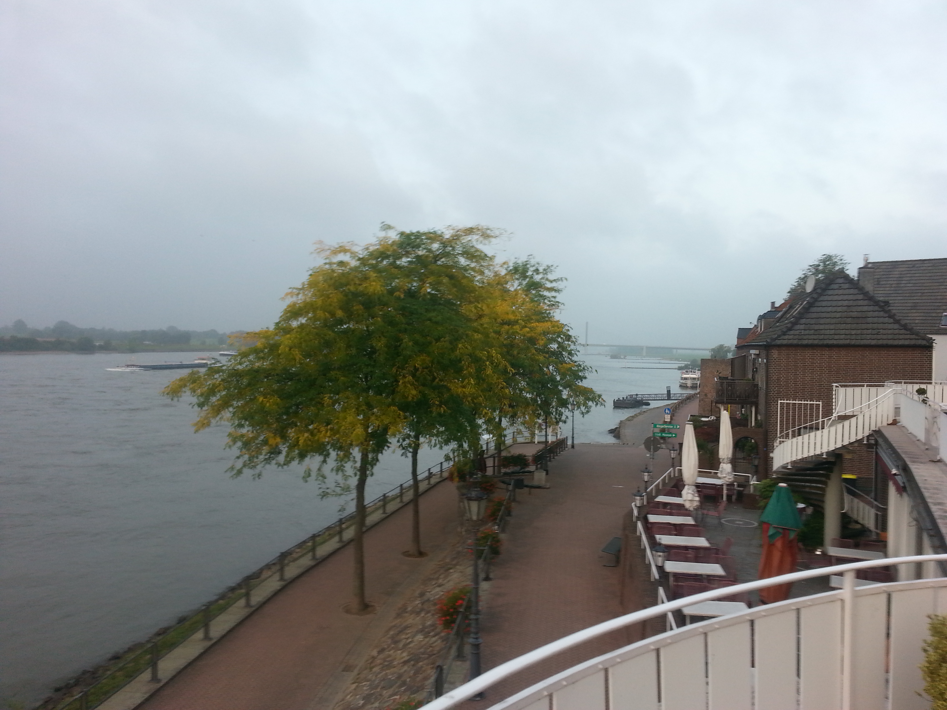 14) Rees - Rheinhotel Dresen0009_.jpg