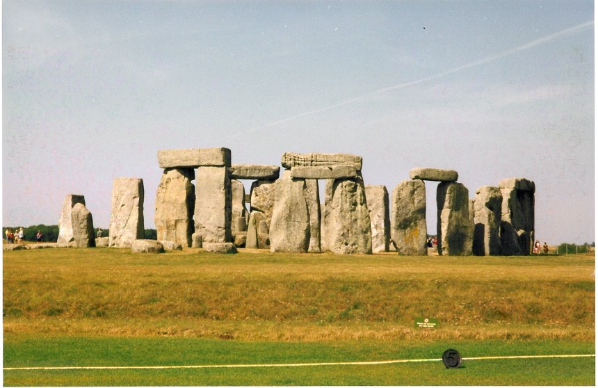 25_Stonehenge0006_.jpg